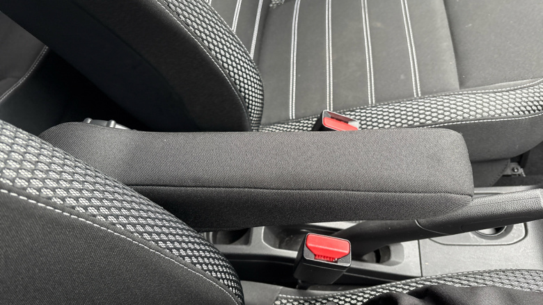 Dacia Duster 1.6 SCe Prestige 5dr Petrol Estate